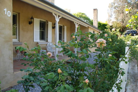 Hillside Cottage Berrima - Accommodation Main Beach 1