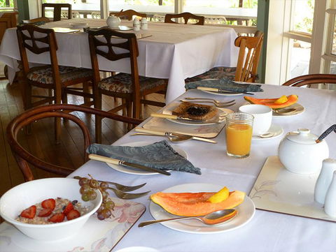 Hillside Country Retreat - Accommodation Main Beach 1