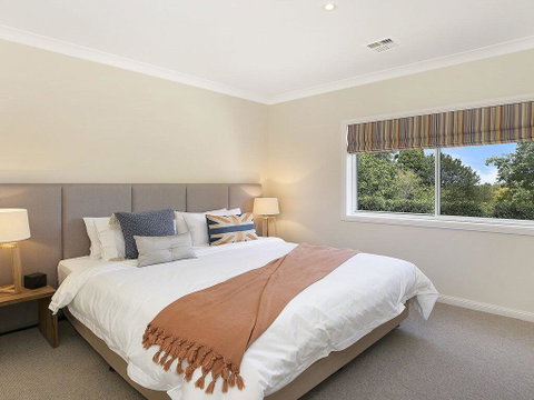 Hillview Cottage - Classic Country Comfort And Charm - Accommodation Main Beach 2