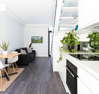 Hip one-bedroom house in inner Sydney - Accommodation Main Beach