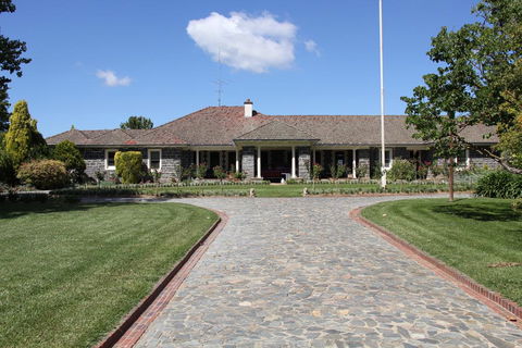 Historic Merryville Homestead - Accommodation Main Beach 0