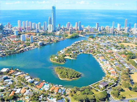 Holidays House Almafi Drive Surfers Paradise - Accommodation Main Beach 2