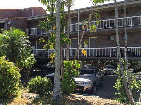 Holland Park Motel - Accommodation Main Beach 2