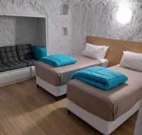 Holly Place - Accommodation Main Beach