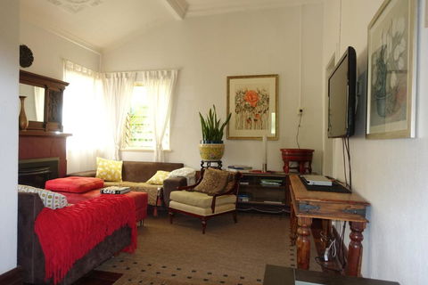 Home Central Perth - Accommodation Main Beach 2