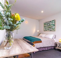 Homestay in the Heart of Fitzroy - Walk to CBD - Accommodation Main Beach