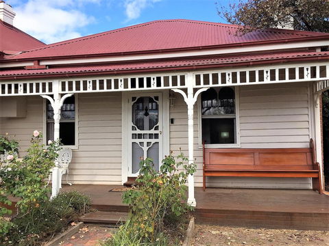 Horatio House - Accommodation Main Beach 1