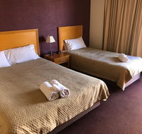 Horse  Jockey Hotel Motel - Accommodation Main Beach