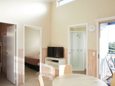 Horseshoe Bay Holiday Park - Accommodation Main Beach 1