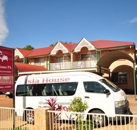 Isla House PA - Accommodation Main Beach