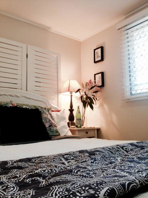 Jacaranda House Bed & Breakfast - Accommodation Main Beach 3