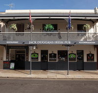 Jack Duggans Irish Pub - Accommodation Main Beach