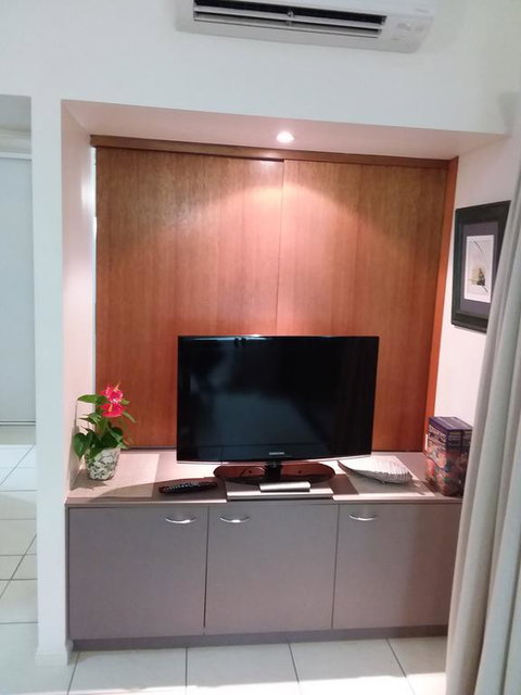 Jackies City Central Apartment - Accommodation Main Beach 1