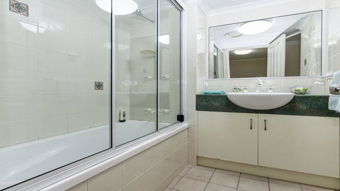 Jade Waters Hervey Bay - Accommodation Main Beach 1