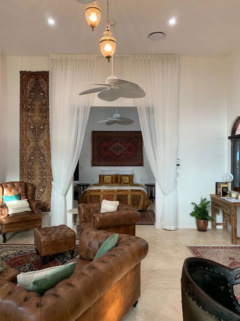 Jodha Bai Retreat - Accommodation Main Beach 1