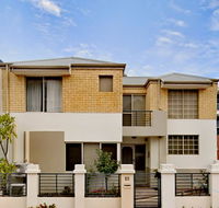 Joondalup Guest Home - Accommodation Main Beach