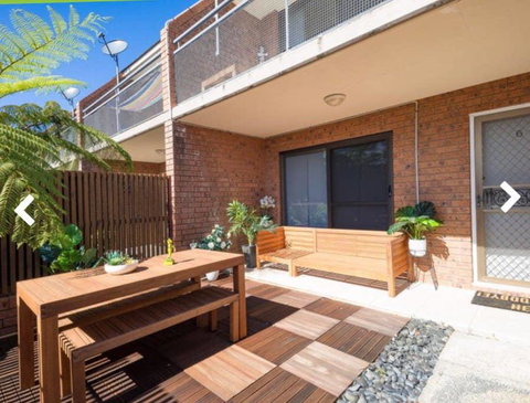 Joy's Hideaway - Accommodation Main Beach 1