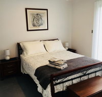 Just triggin - Accommodation Main Beach