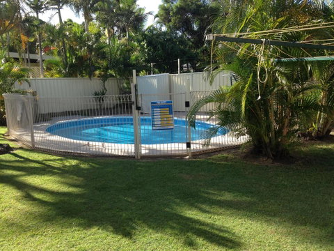 Kalua Motel - Accommodation Main Beach 0