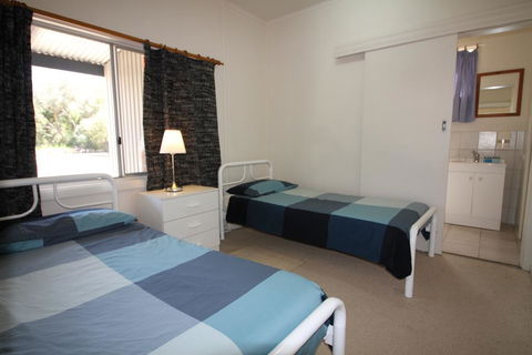 Kangaroo Island Coastal Villas - Accommodation Main Beach 1