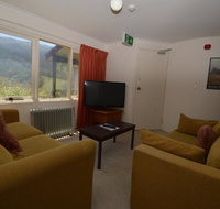 Karoonda 2 - Accommodation Main Beach