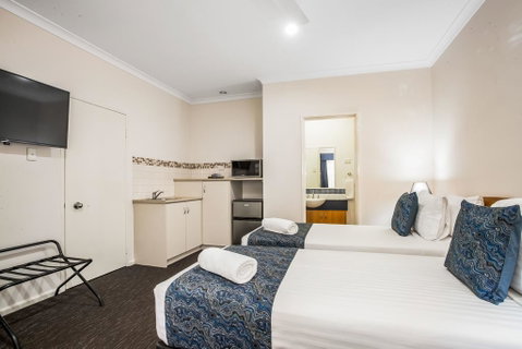 Karratha Central Apartments - Accommodation Main Beach 3