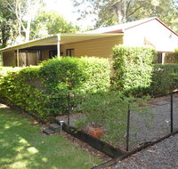 Kedron Cottages - Accommodation Main Beach