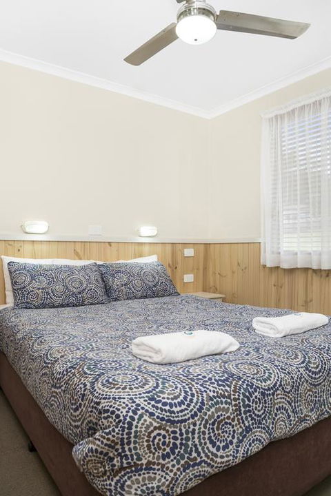Kendalls Beach Holiday Park - Accommodation Main Beach 3