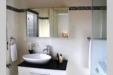 Kenmaur Cottage - Accommodation Main Beach 3