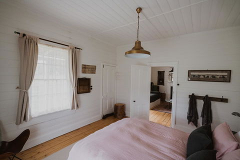 Kimo Estate - Accommodation Main Beach 2