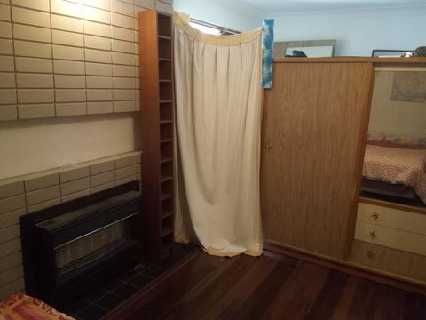 Kite Surfers House - Accommodation Main Beach 1