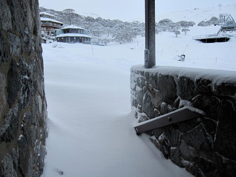 Knockshannoch Ski Lodge - Accommodation Main Beach 1