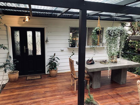 Kurrajong Heights Cottage - Accommodation Main Beach 2