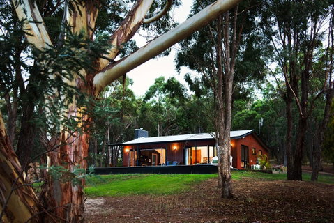 Kurrajong Retreat - Accommodation Main Beach 1