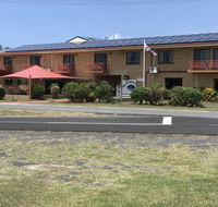 Kurrimine Beach Motel - Accommodation Main Beach