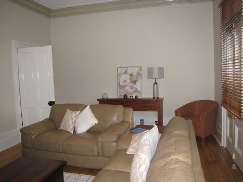 La Dentella- Terrace On Bentinck Street - Accommodation Main Beach 0