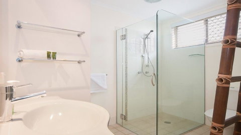 La Plage - Lennox Head - Accommodation Main Beach 3