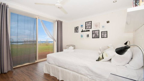 La Plage - Lennox Head - Accommodation Main Beach 2