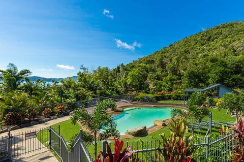 Lagoon 201 - Accommodation Main Beach 1