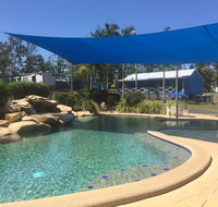 Lake Tinaroo Holiday Park - Accommodation Main Beach