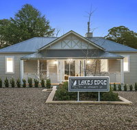 Lakes Edge - Accommodation Main Beach