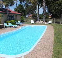 Lakes Entrance Country Cottages - Accommodation Main Beach