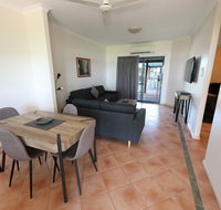 Lakeview Apartments - Accommodation Main Beach