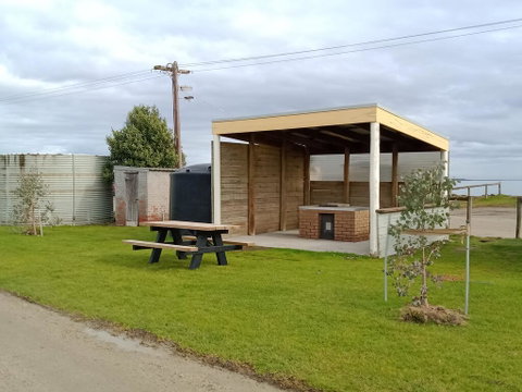 Lang Lang Caravan Park - Accommodation Main Beach 0