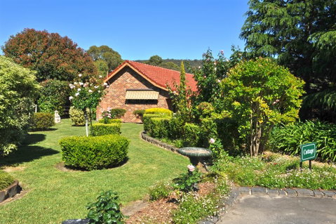 Langbrook Cottages - Accommodation Main Beach 2