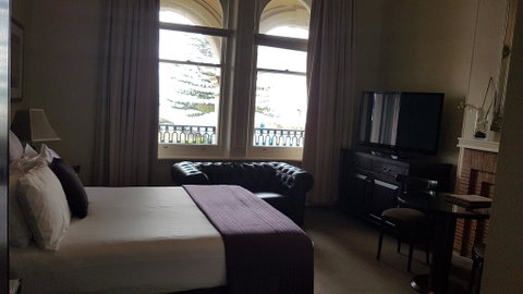 Largs Pier Hotel - Accommodation Main Beach 2
