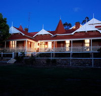 Laurelville - Accommodation Main Beach