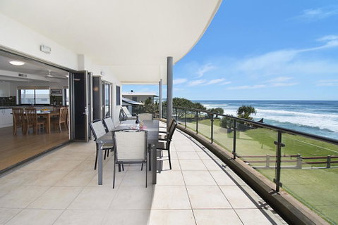 Lennox On The Beach Unit 2A - Lennox Head - Accommodation Main Beach 1