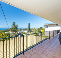 Lentara St 12 - Fingal Bay - Accommodation Main Beach