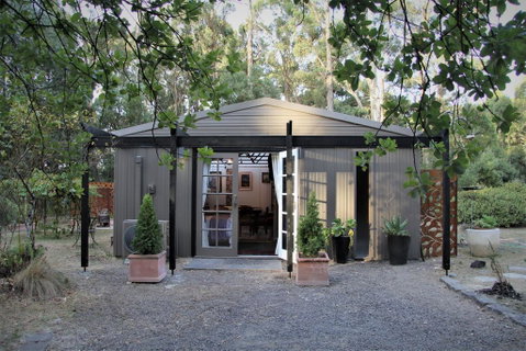 Lily's Farm Studio - Accommodation Main Beach 0